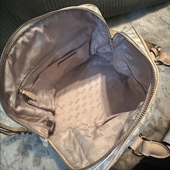 Michael Kors Monogram Beige Satchel - Picture 3 of 3